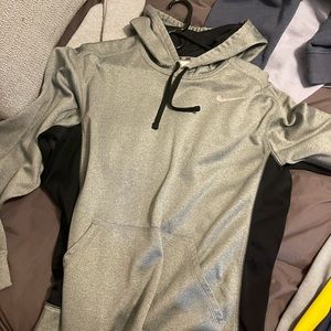 Nike sweatshirt M